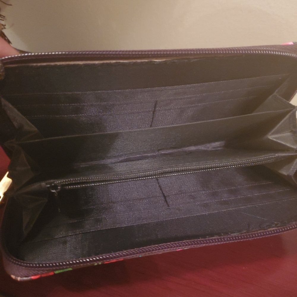 Wallet - Picture 3 of 4
